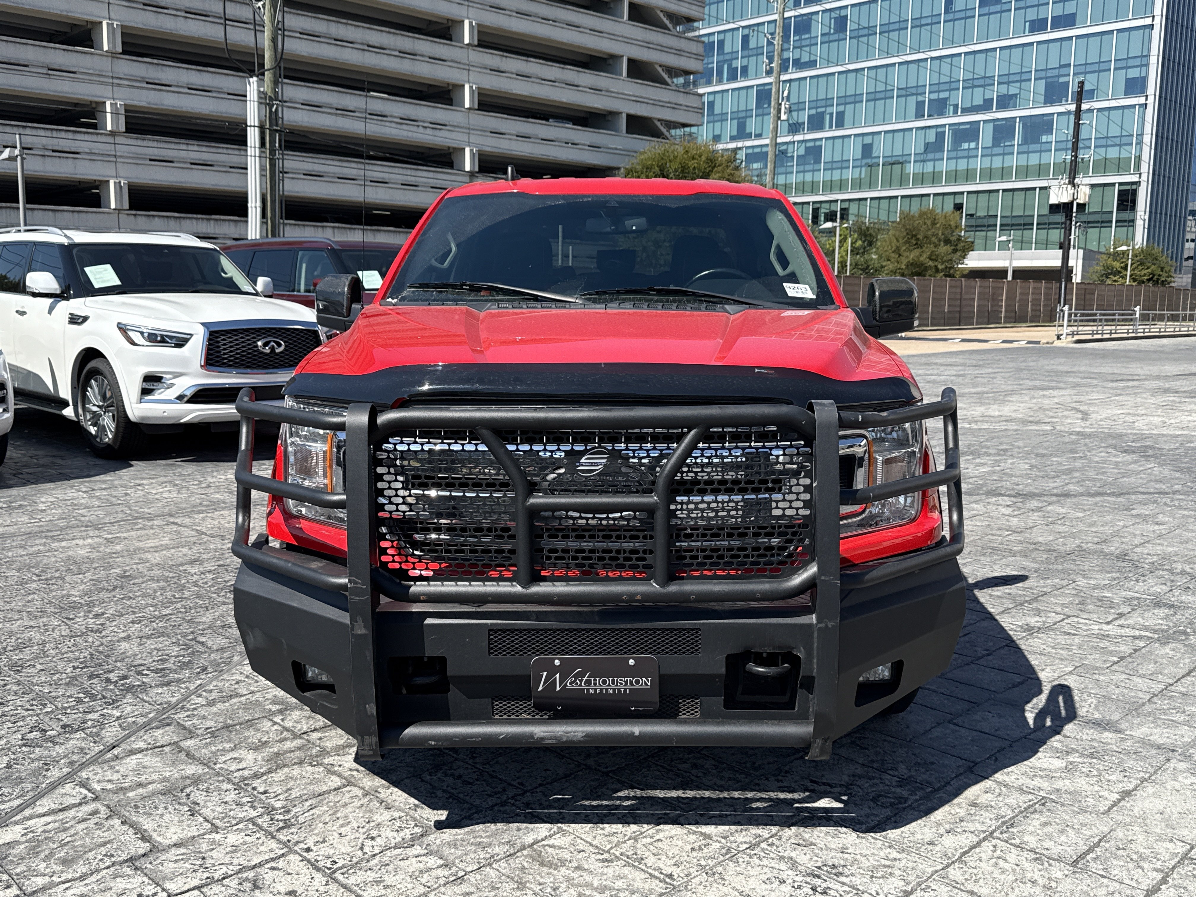 Used 2019 Ford F150 XLT w/ Equipment Group 302A Luxury RWD image 2