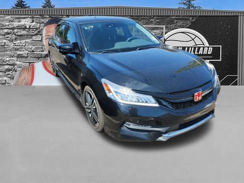 Used 2016 Honda Accord Touring image 1