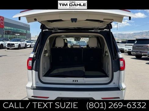 Used 2019 Lincoln Navigator L Reserve AWD/4WD image 11