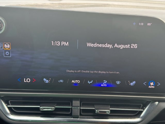 Used 2025 Chevrolet Equinox EV LT w/ Comfort Package FWD image 26