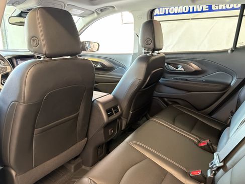 Used 2023 GMC Terrain SLT w/ Tech Package FWD image 22