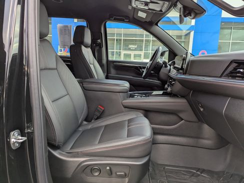 Certified 2025 Chevrolet Tahoe RST w/ Comfort Package image 44