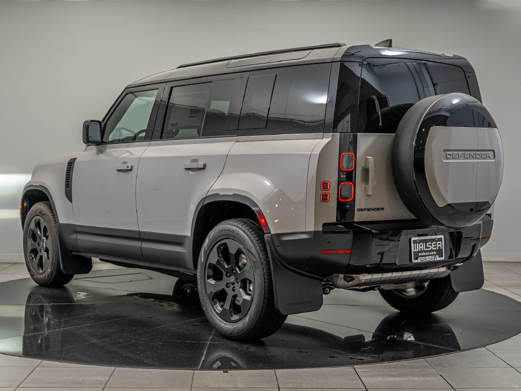 New 2026 Land Rover Defender 110 S AWD/4WD image 7