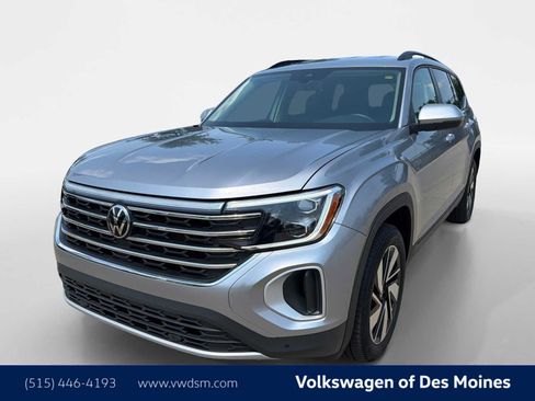 Used 2024 Volkswagen Atlas SE AWD/4WD image 1