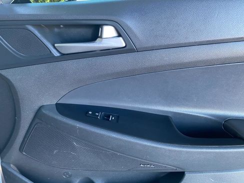 Used 2019 Hyundai Tucson Limited image 45