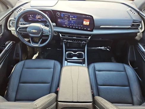 Certified 2024 Chevrolet Traverse LT FWD image 23