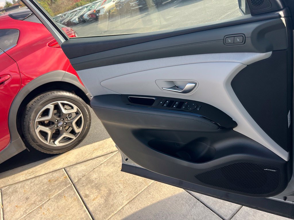New 2026 Hyundai Tucson Limited AWD/4WD image 17