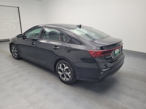 Used 2021 Kia Forte LXS FWD image 3