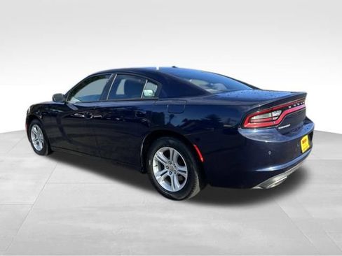 Used 2015 Dodge Charger SE w/ Popular Equipment Group image 6