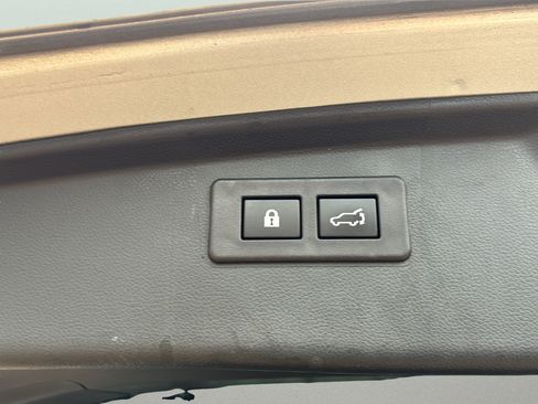 Used 2021 Subaru Outback Limited XT AWD/4WD image 19