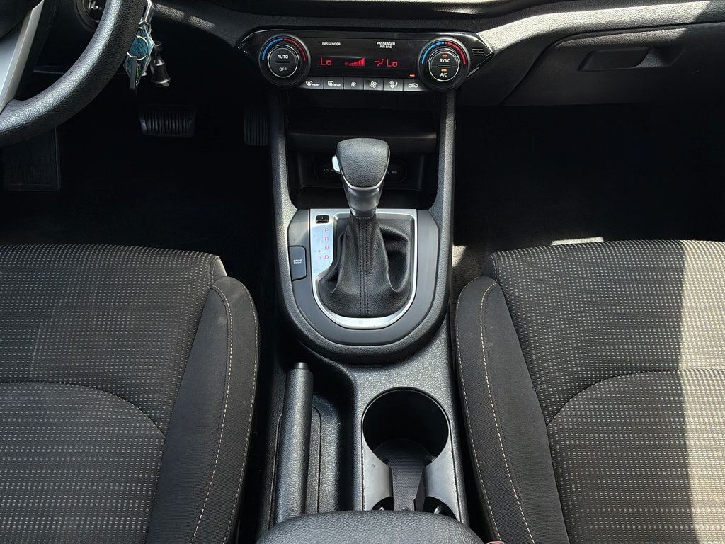 Used 2019 Kia Forte LXS FWD image 21