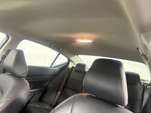 Certified 2025 Nissan Altima 2.5 SR image 12