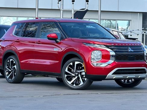 New 2025 Mitsubishi Outlander SE AWD/4WD image 2