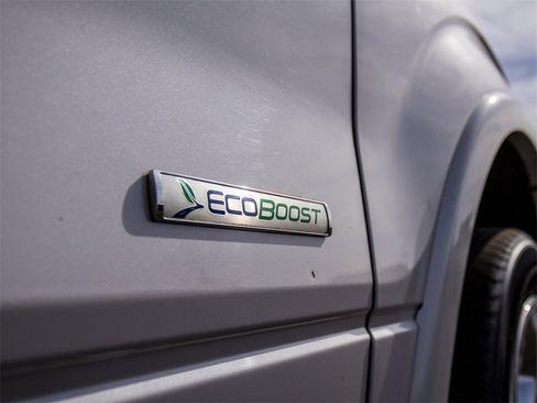 Used 2014 Ford F150 King Ranch w/ King Ranch Luxury Package image 11