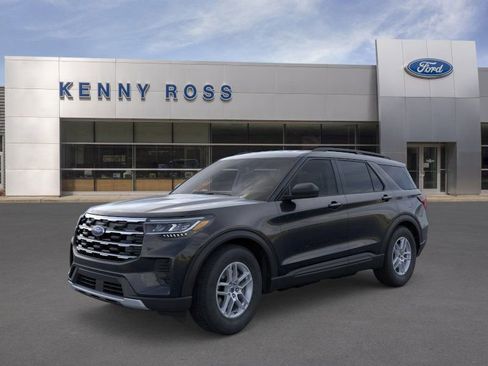 New 2026 Ford Explorer Active image 2