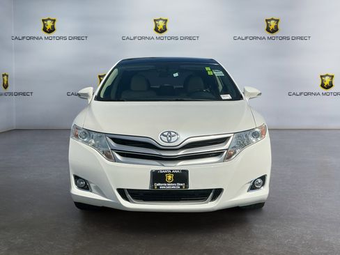 Used 2015 Toyota Venza XLE w/ XLE Premium Package FWD image 2