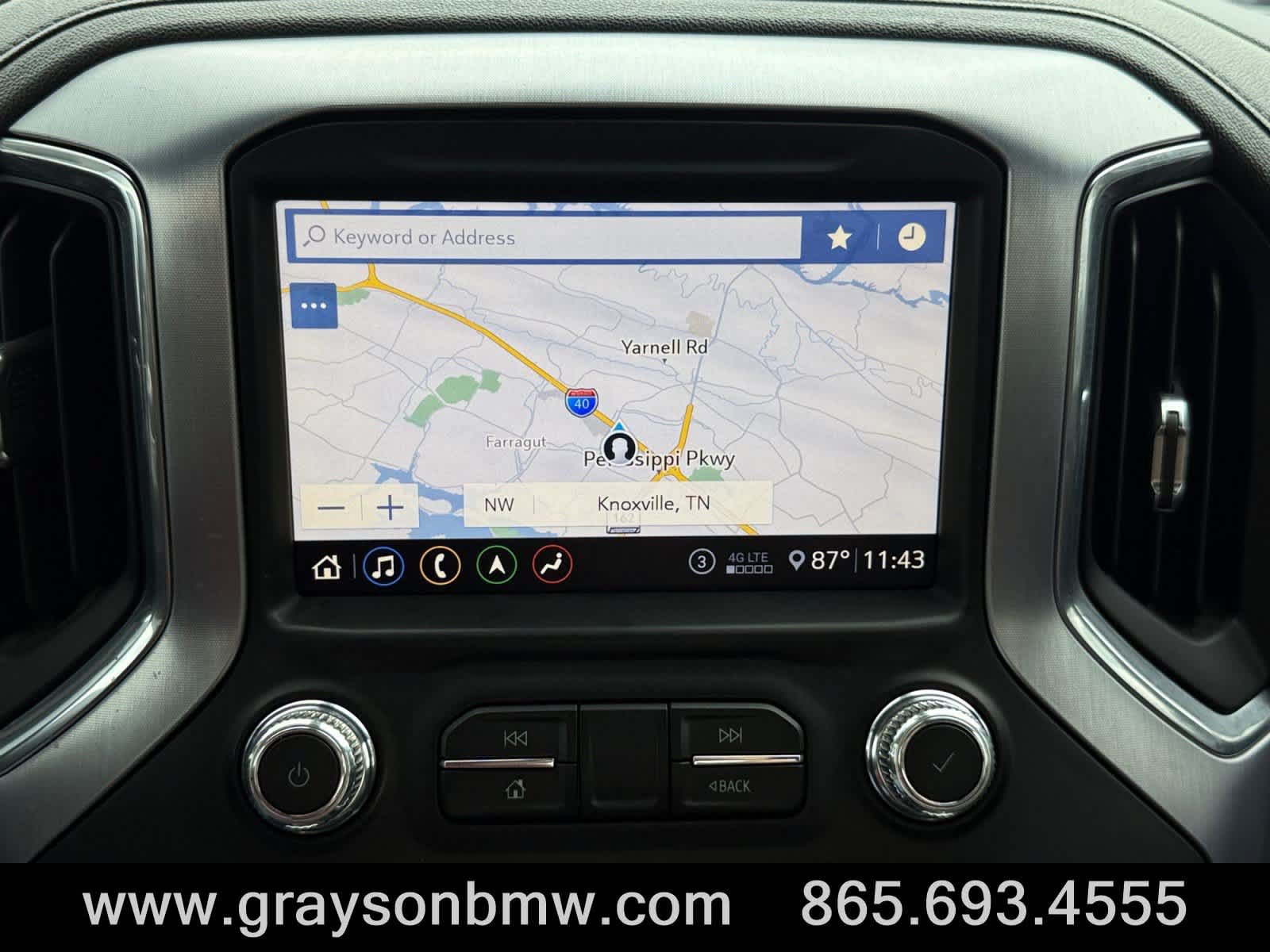 Used 2020 GMC Sierra 1500 SLT w/ SLT Premium Plus Package AWD/4WD image 32