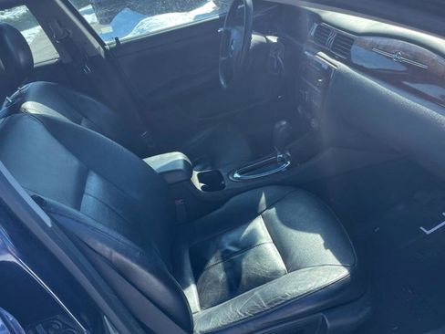 Used 2009 Chevrolet Impala LT w/ Luxury Edition Package image 15