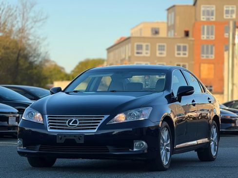 Used 2010 Lexus ES 350 FWD image 1