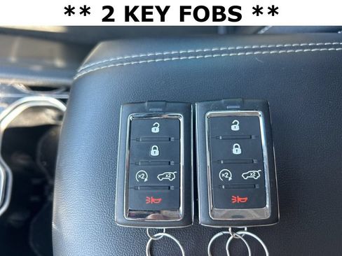 Used 2022 Jeep Grand Cherokee Altitude AWD/4WD image 4