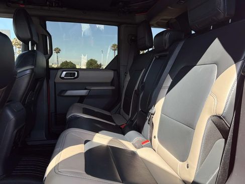 Used 2021 Ford Bronco Wildtrak AWD/4WD image 18