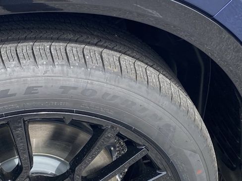 New 2025 Maserati Grecale Modena image 14