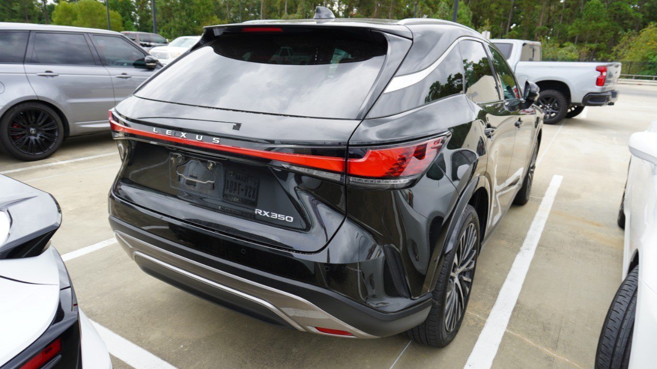 Used 2024 Lexus RX 350 Premium Plus w/ Convenience Package FWD image 6