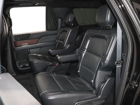 Used 2023 Lincoln Navigator L Reserve image 22