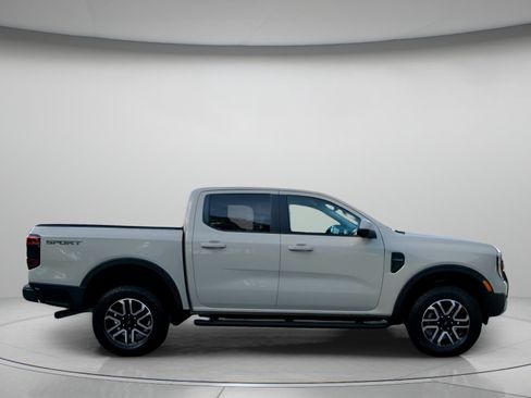 Certified 2026 Ford Ranger Lariat RWD image 32