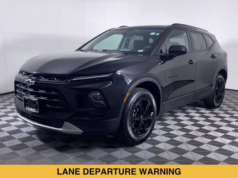 Used 2023 Chevrolet Blazer LT w/ Convenience Package FWD image 16