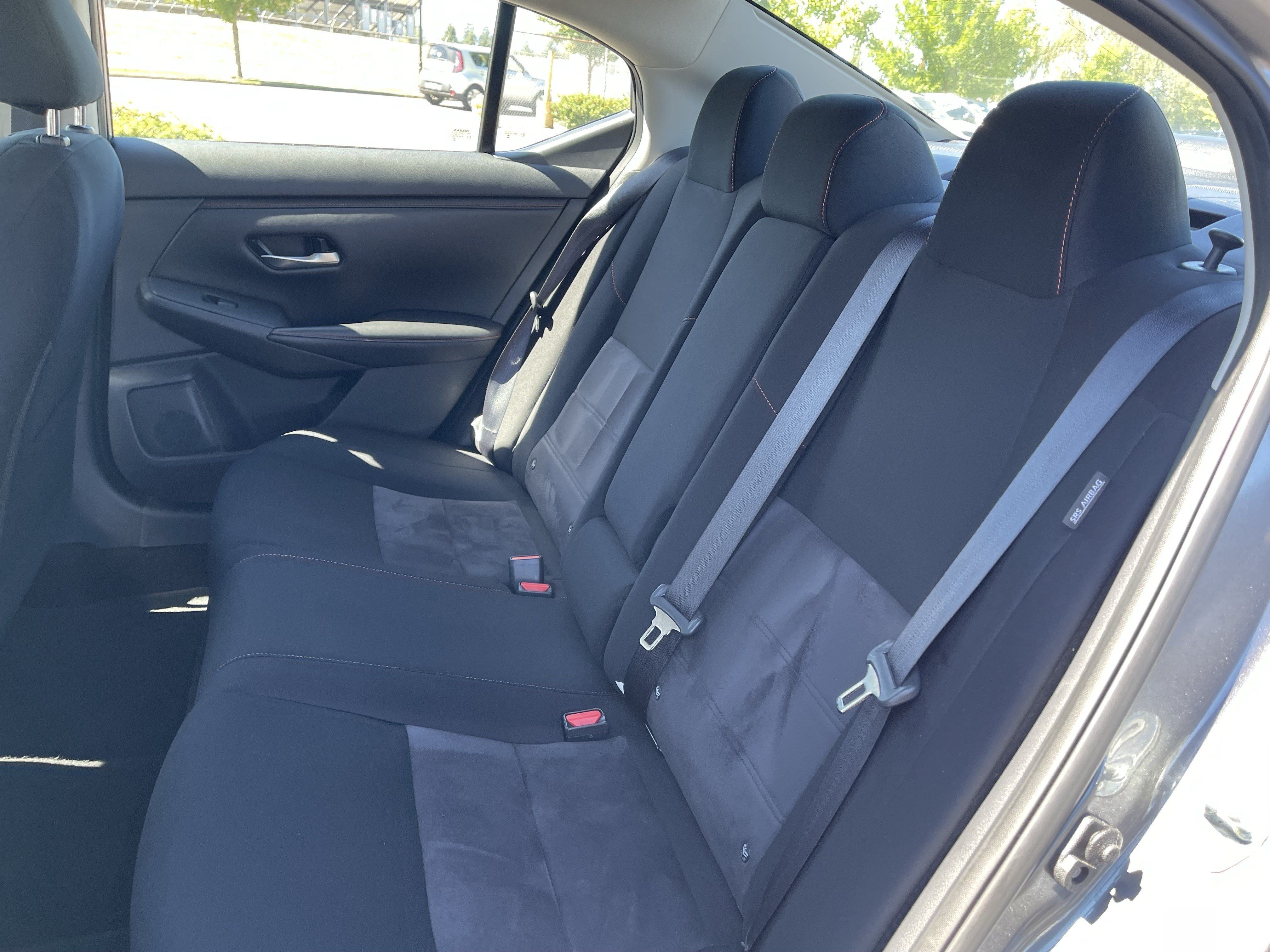 Used 2025 Nissan Sentra SR FWD image 15