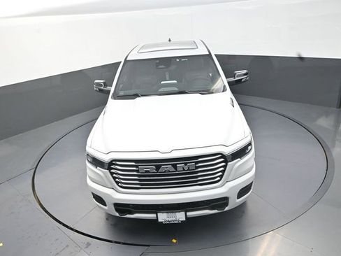 New 2026 RAM 1500 Laramie AWD/4WD image 12