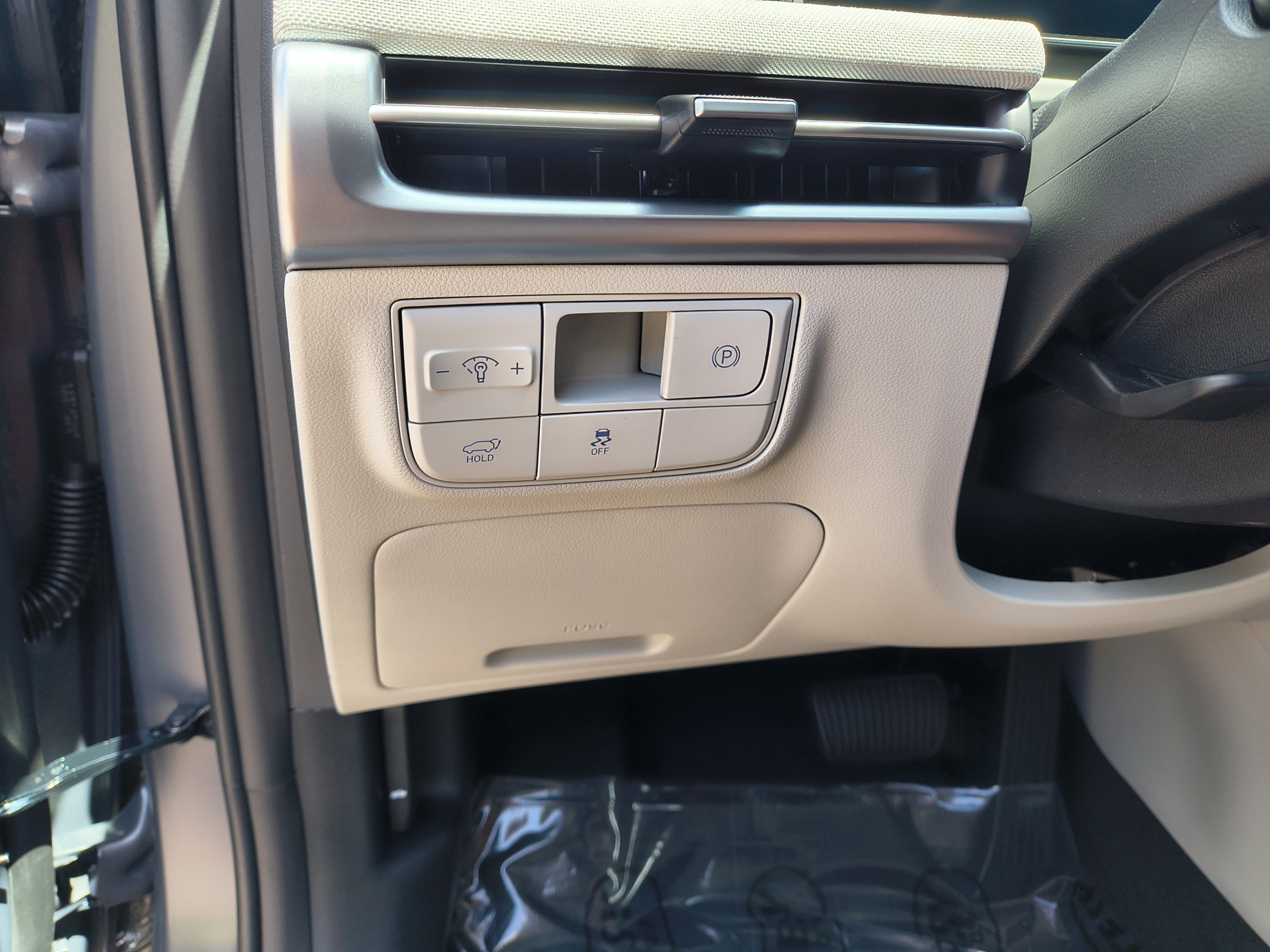 New 2026 Hyundai Tucson Limited FWD image 26