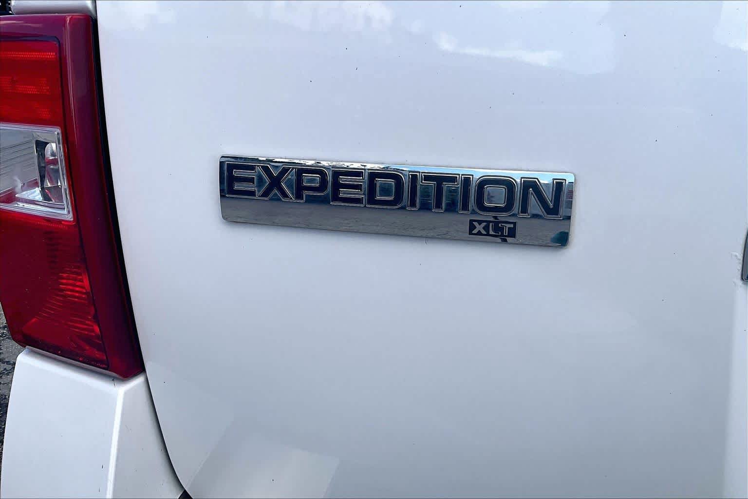 Used 2014 Ford Expedition XLT w/ Equipment Group 202A RWD image 10
