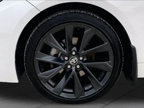 Used 2024 Toyota Corolla SE FWD image 11