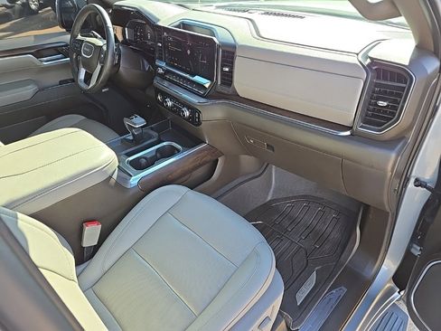 Used 2023 GMC Sierra 1500 SLT w/ SLT Premium Package image 22