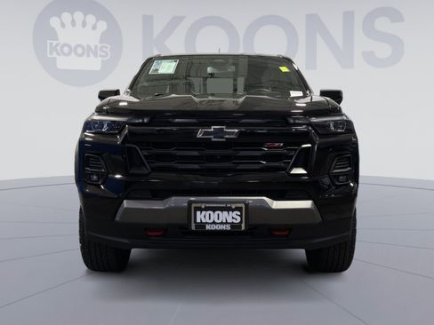 Used 2024 Chevrolet Colorado Z71 w/ Z71 Convenience Package 2 AWD/4WD image 11