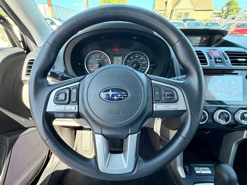 Used 2017 Subaru Forester 2.5i Premium w/ All-Weather Package AWD/4WD image 34