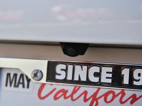 Used 2023 Chevrolet TrailBlazer RS w/ Convenience Package image 35