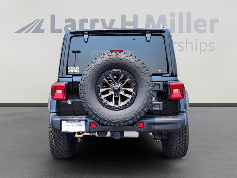 New 2024 Jeep Wrangler Unlimited Rubicon 392 image 3