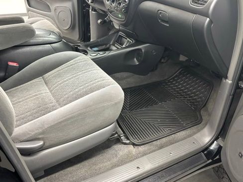 Used 2006 Toyota Tundra Darrell Waltrip Edition image 32