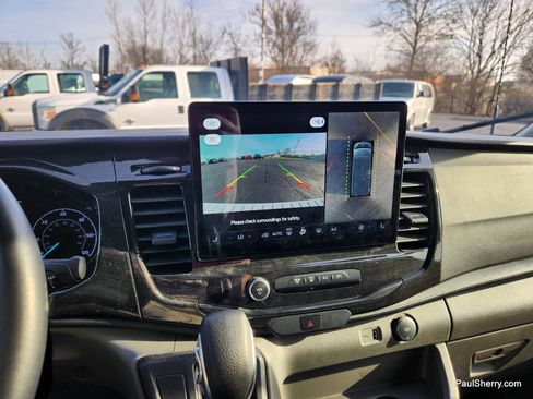 Used 2023 Ford Transit 150 Low Roof AWD image 3