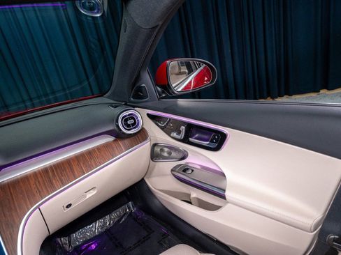 Certified 2025 Mercedes-Benz C 300 Sedan image 23