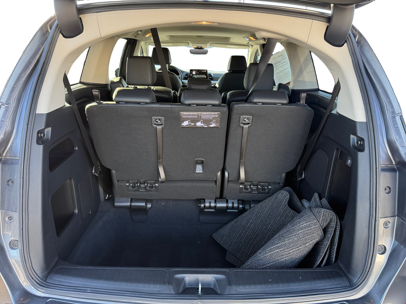 Used 2025 Honda Odyssey EX-L image 17