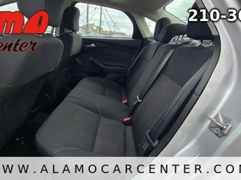 Used 2018 Ford Focus SEL image 27