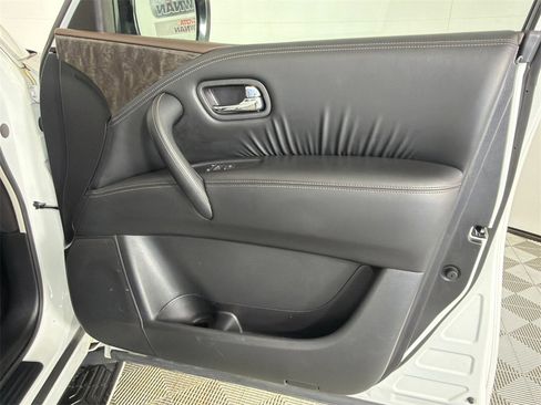 Used 2023 Nissan Armada Platinum w/ Captain's Chairs Package image 16