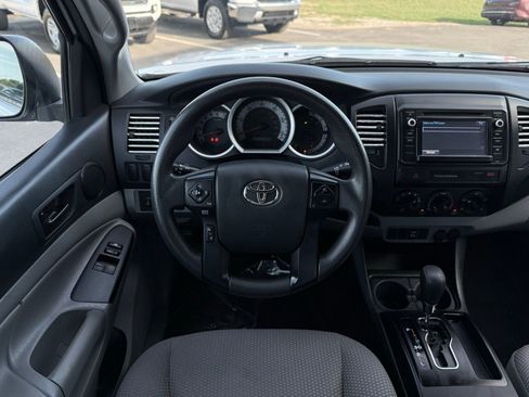 Used 2015 Toyota Tacoma 2WD Access Cab image 25