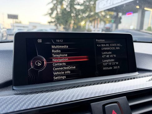 Used 2015 BMW M4 Coupe RWD image 16