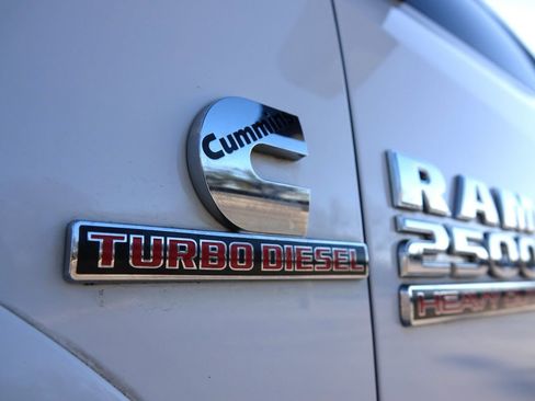 Used 2013 RAM 2500 Laramie image 32