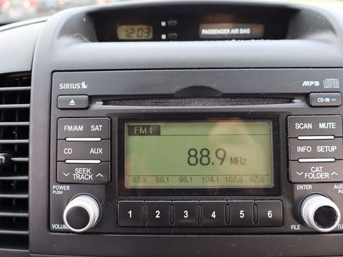 Used 2009 Kia Sedona LX w/ PWR Pkg image 18